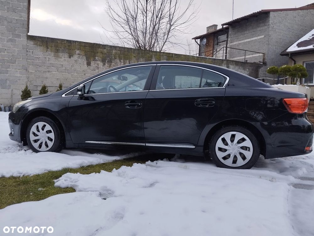 Toyota Avensis 2.0 D-4D Premium - 11