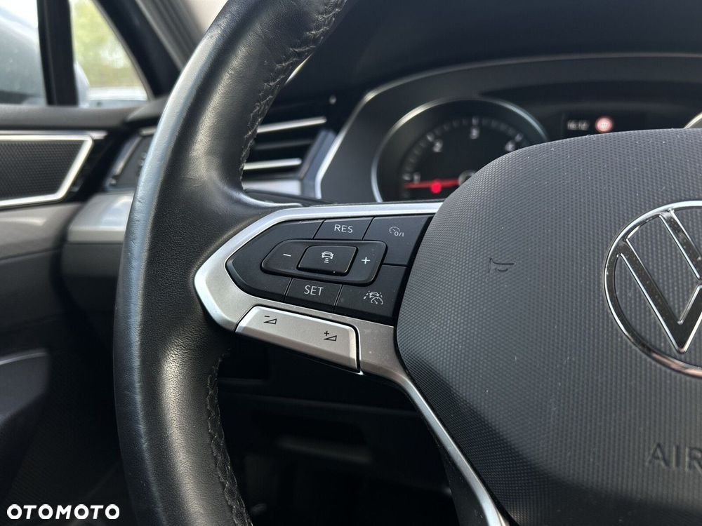 Volkswagen Passat Variant 2.0 TDI EVO Business - 24