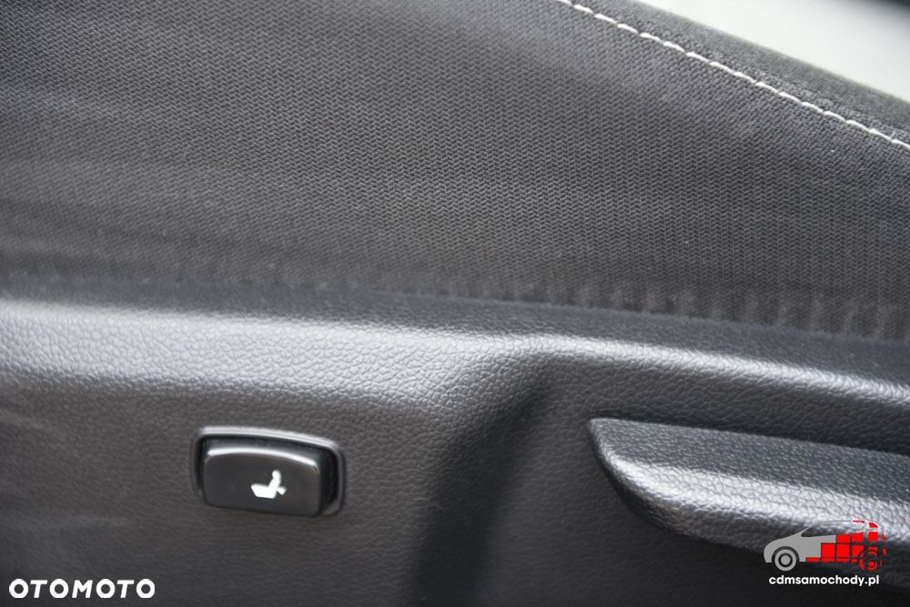 Kia Ceed - 32