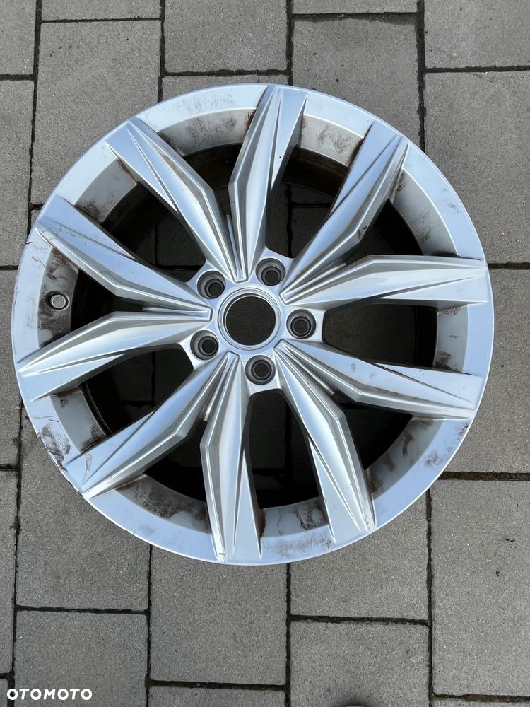 FELGA ALUMINIOWA VW VOLKSWAGEN 18" 5NA601025B 7Jx18 ET43 - 2