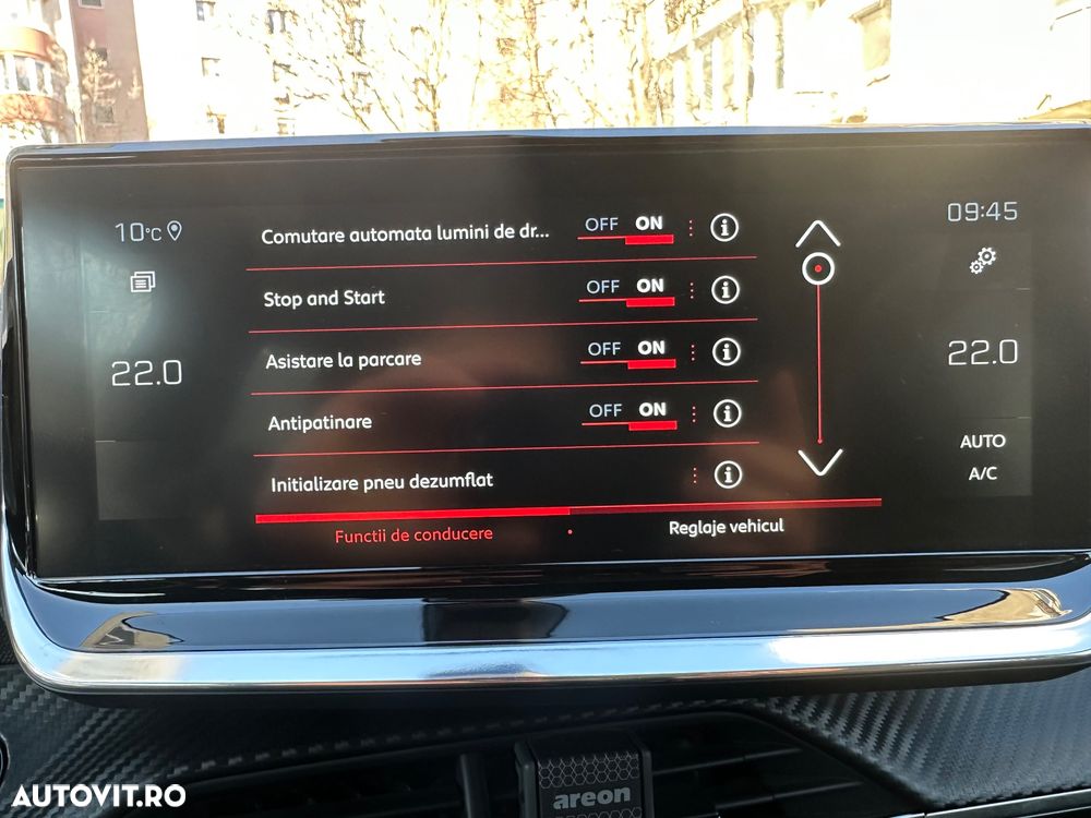 Peugeot 2008 1.5 BlueHDI EAT8 STT GT Pack - 14