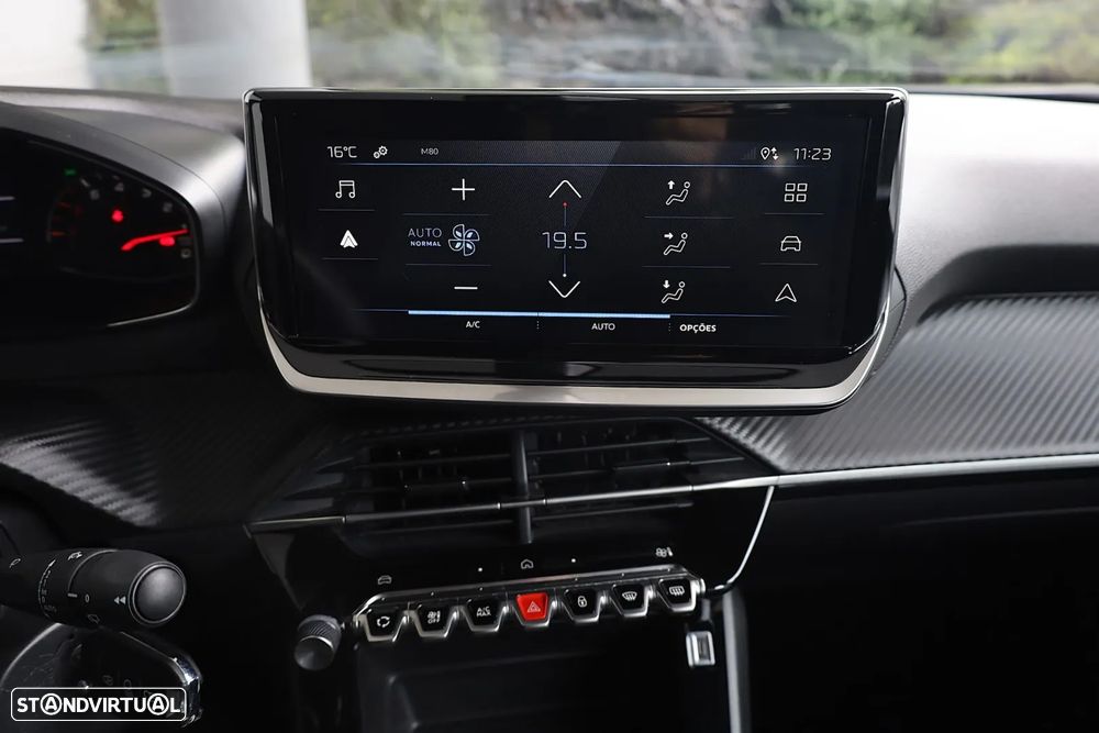 Peugeot 2008 1.2 PureTech Active - 31