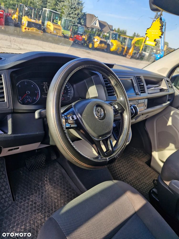 Volkswagen TRANSPORTER Multiva - 11