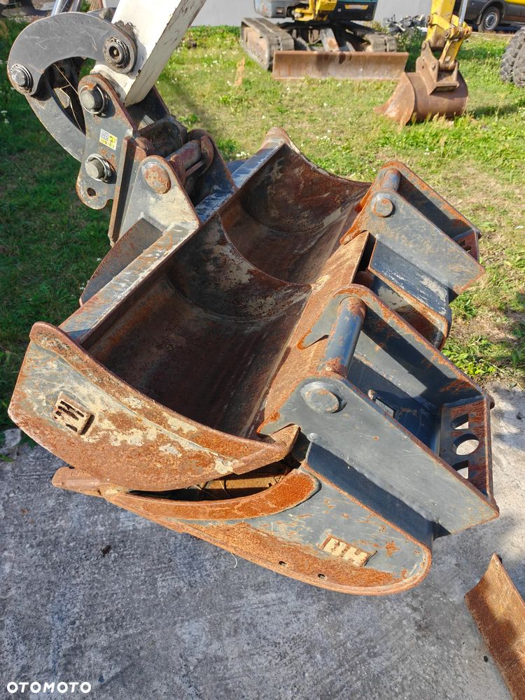 Bobcat E19 - 20
