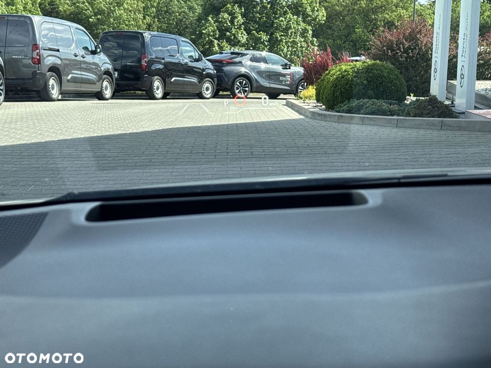 Toyota Corolla 2.0 Hybrid GR Sport - 25