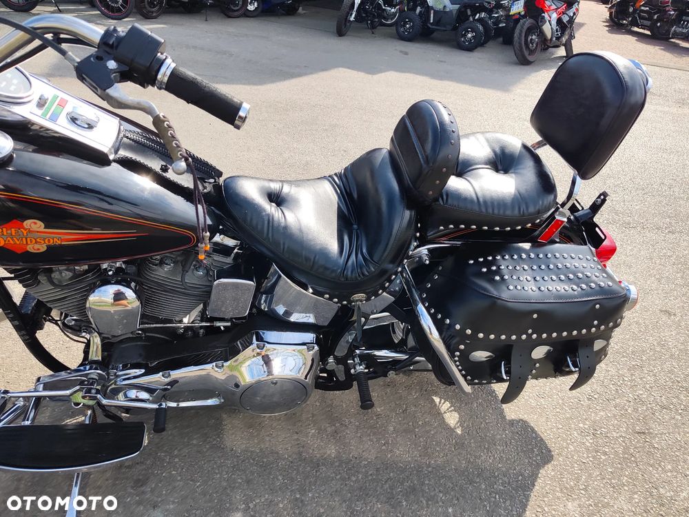 Harley-Davidson Softail Heritage Classic - 21