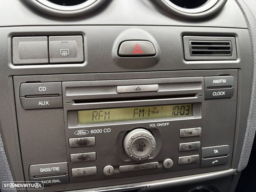 Ford Fiesta 1.25 Ambiente - 8