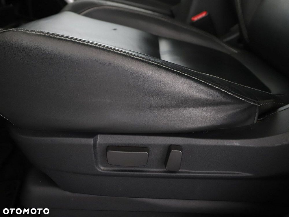 Mitsubishi Outlander Instyle NAVI - 40