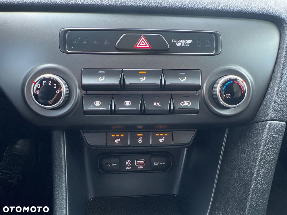 Kia Sportage 1.6 GDI 2WD DREAM-TEAM EDITION - 20