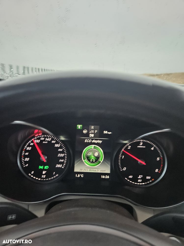 Mercedes-Benz GLC 250 d 4MATIC - 28