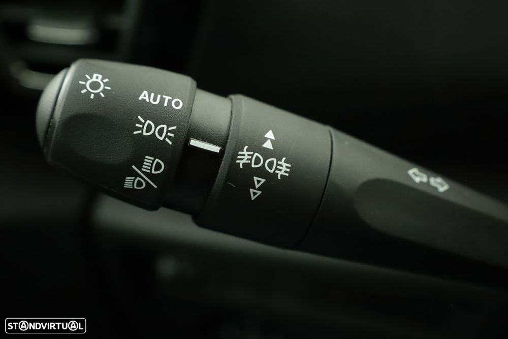 Citroën C4 1.2 PureTech Max EAT8 - 17