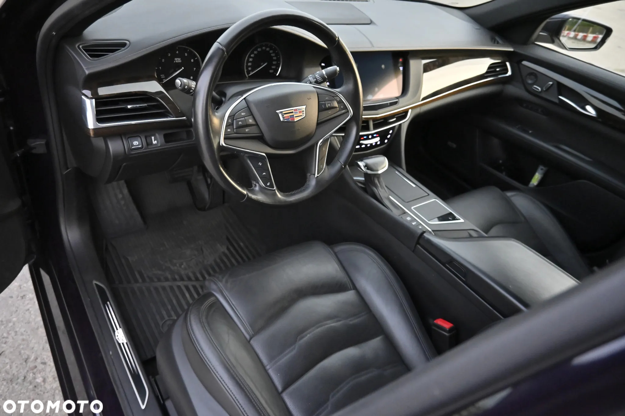 Cadillac CT6 - 16
