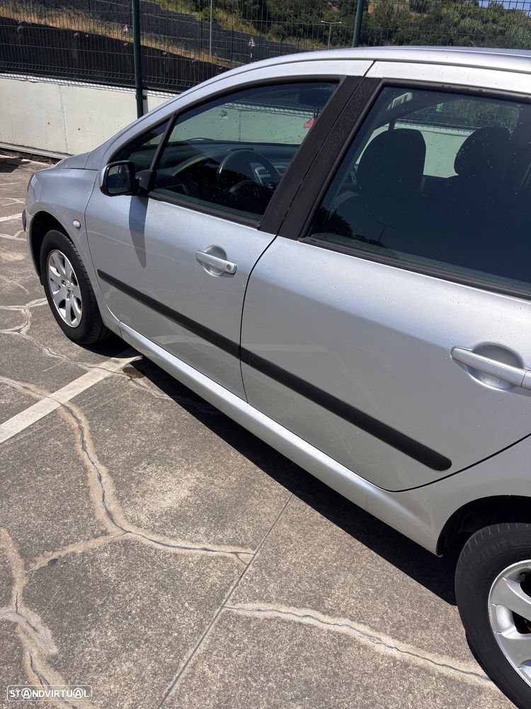 Peugeot 307 2.0 HDi 110 XS Premium - 5