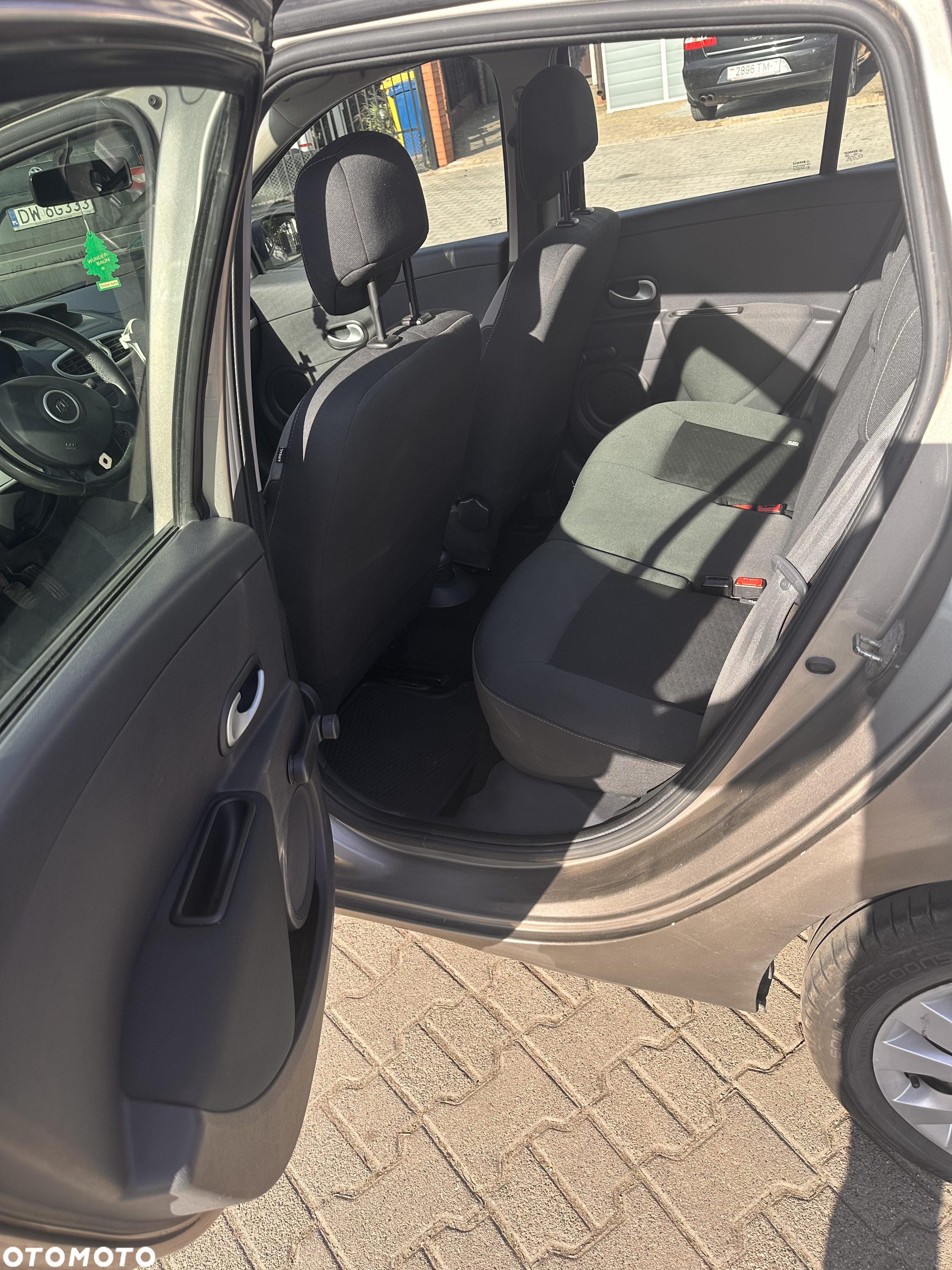 Renault Clio - 13