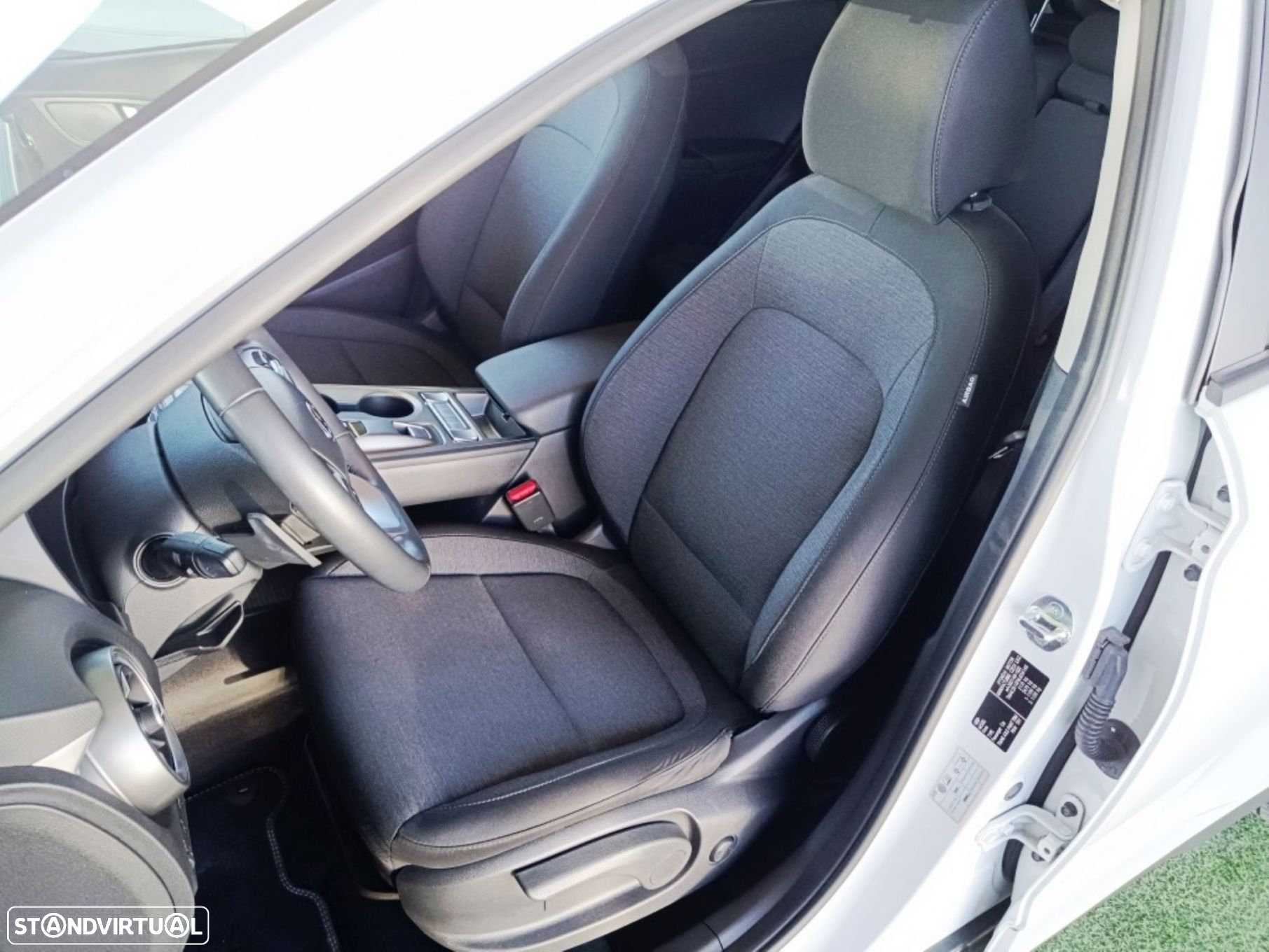 Hyundai Kauai EV 64 kWh Premium - 33