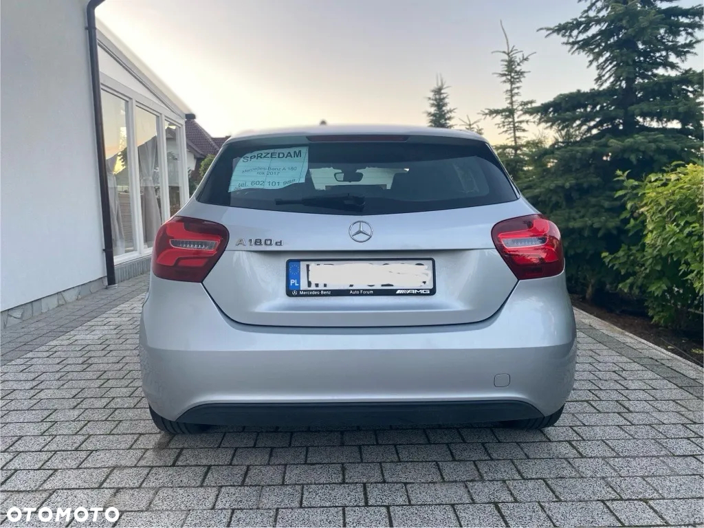Mercedes-Benz Klasa A 180 d 7G-DCT - 5