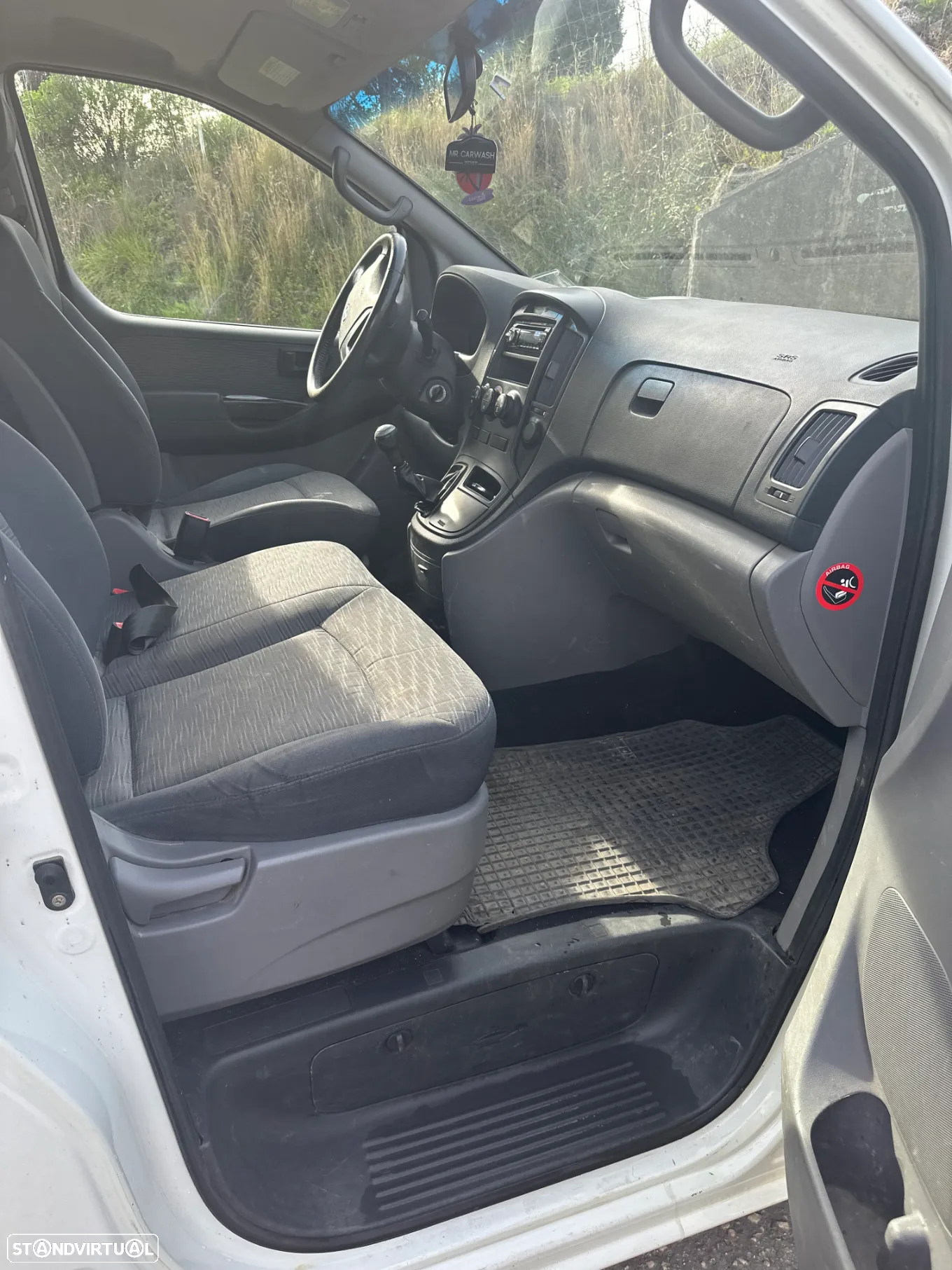 Hyundai H-1 - 11