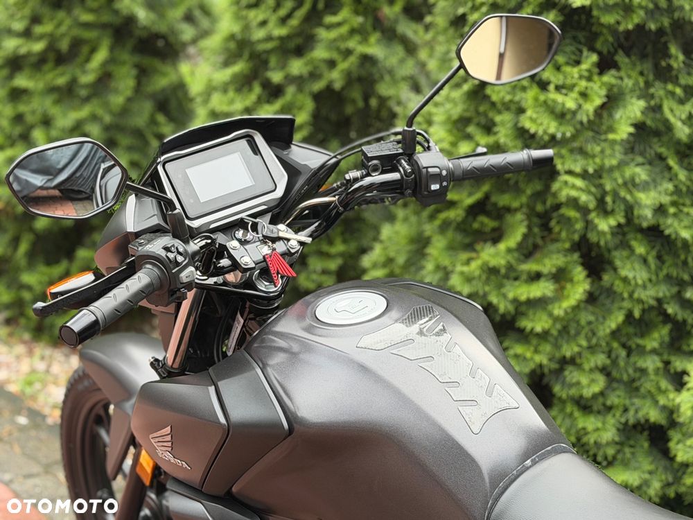 Honda CB - 15