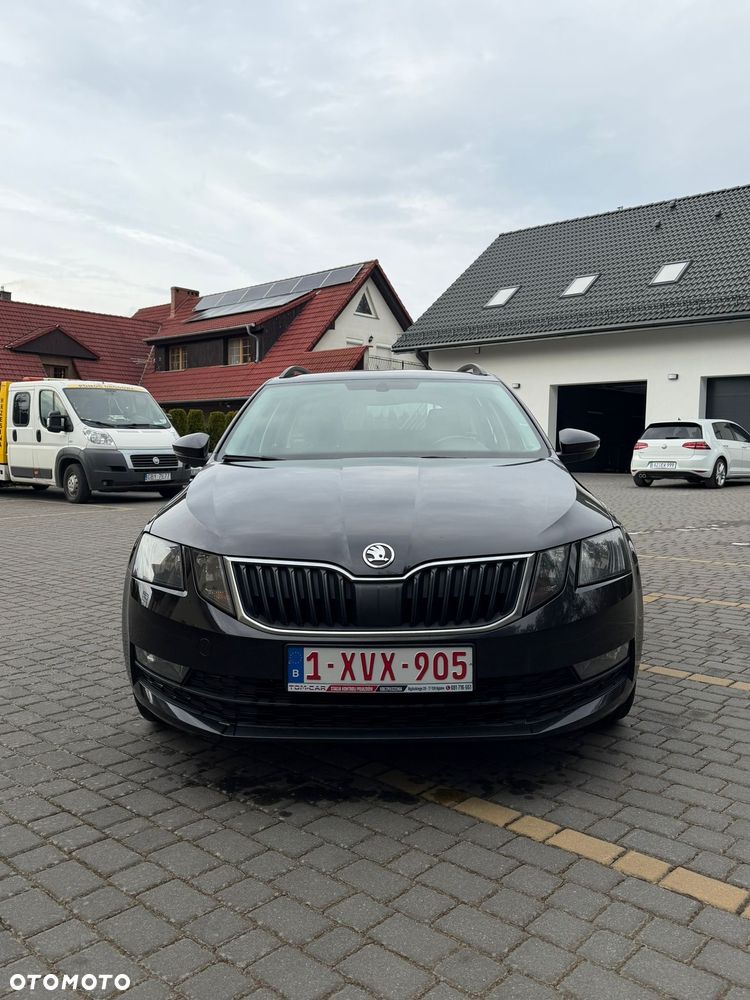 Skoda Octavia - 2