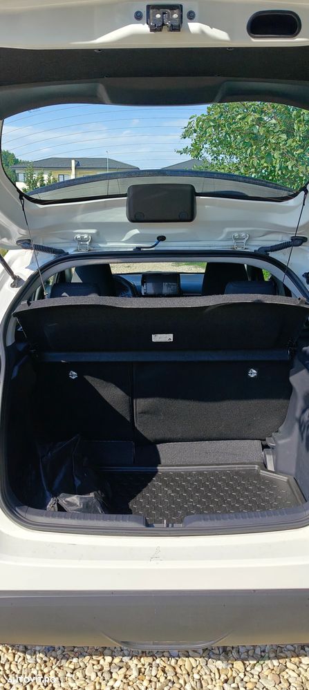 Toyota Yaris - 12