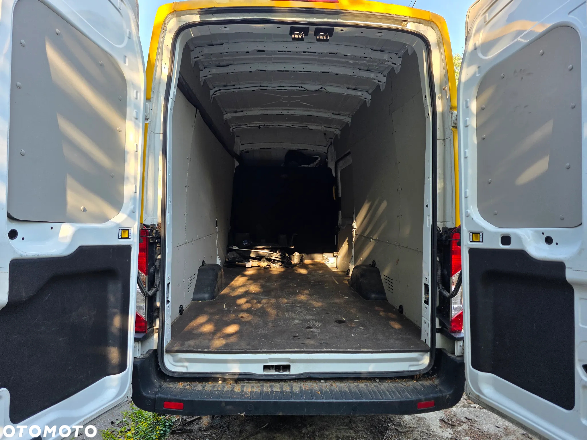 Ford Transit - 14