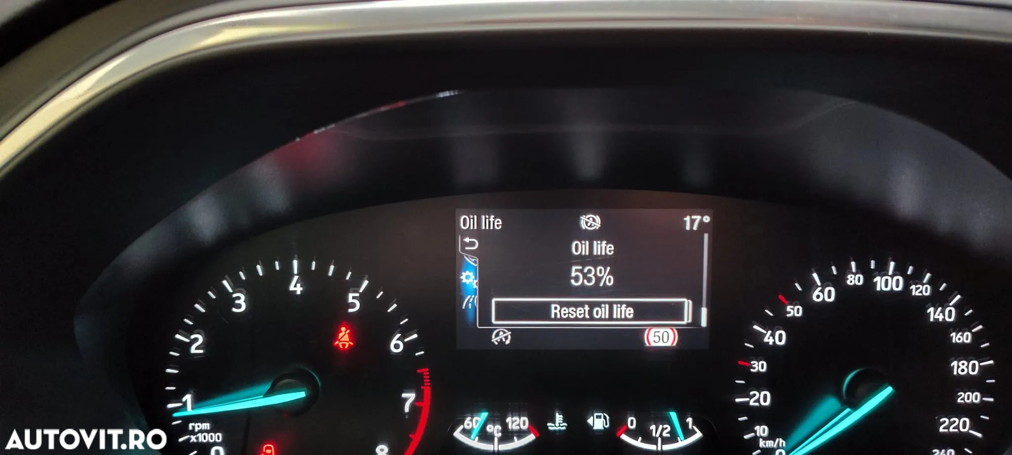 Ford Focus 1.0 EcoBoost Titanium Business - 13