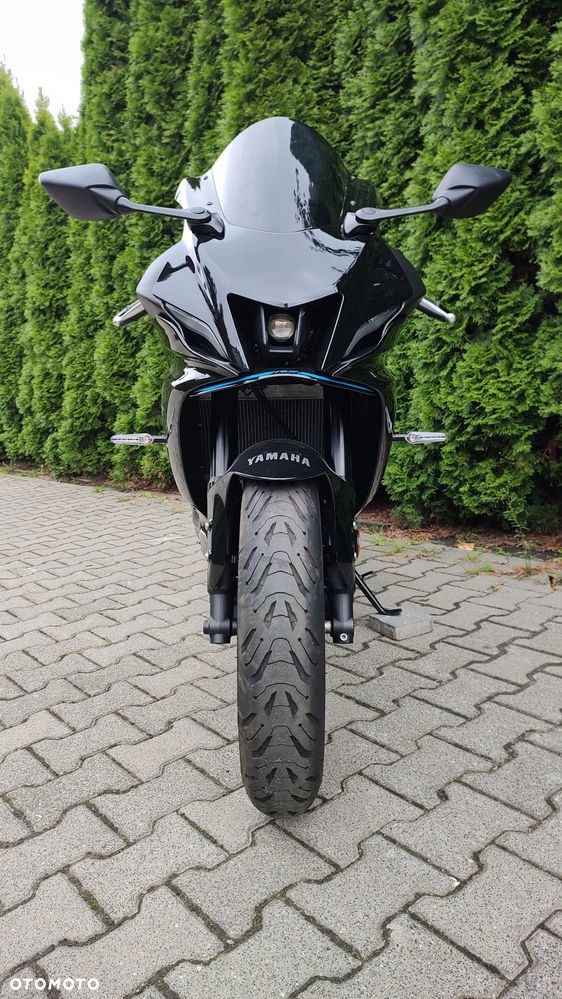 Yamaha R7 - 8