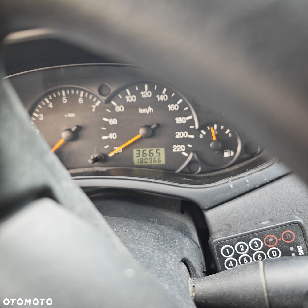 Ford Focus 1.6 FX Silver - 6
