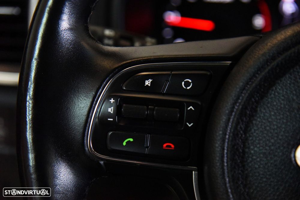 Kia Sportage 2.0 CRDI 4WD GT Line Aut. - 17