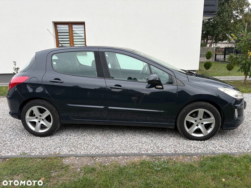 Peugeot 308 2.0 HDi Premium Plus - 11
