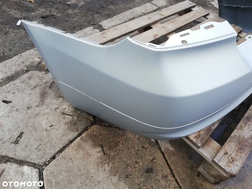 ZDERZAK TYŁ TYLNI SEDAN BMW E90 - 2