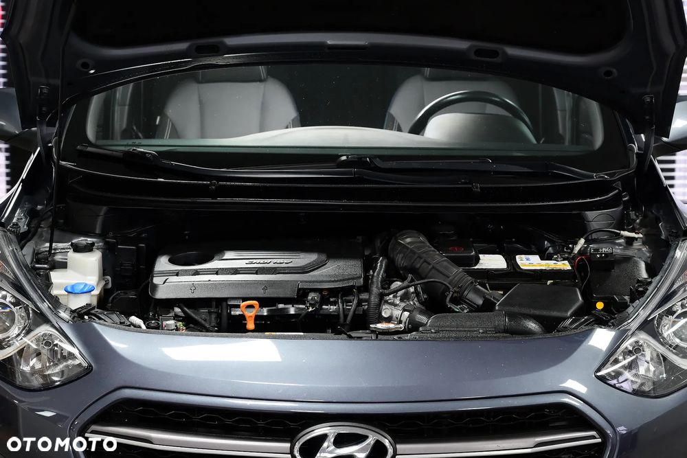 Hyundai i30 blue Kombi 1.6 CRDi DCT Passion - 9