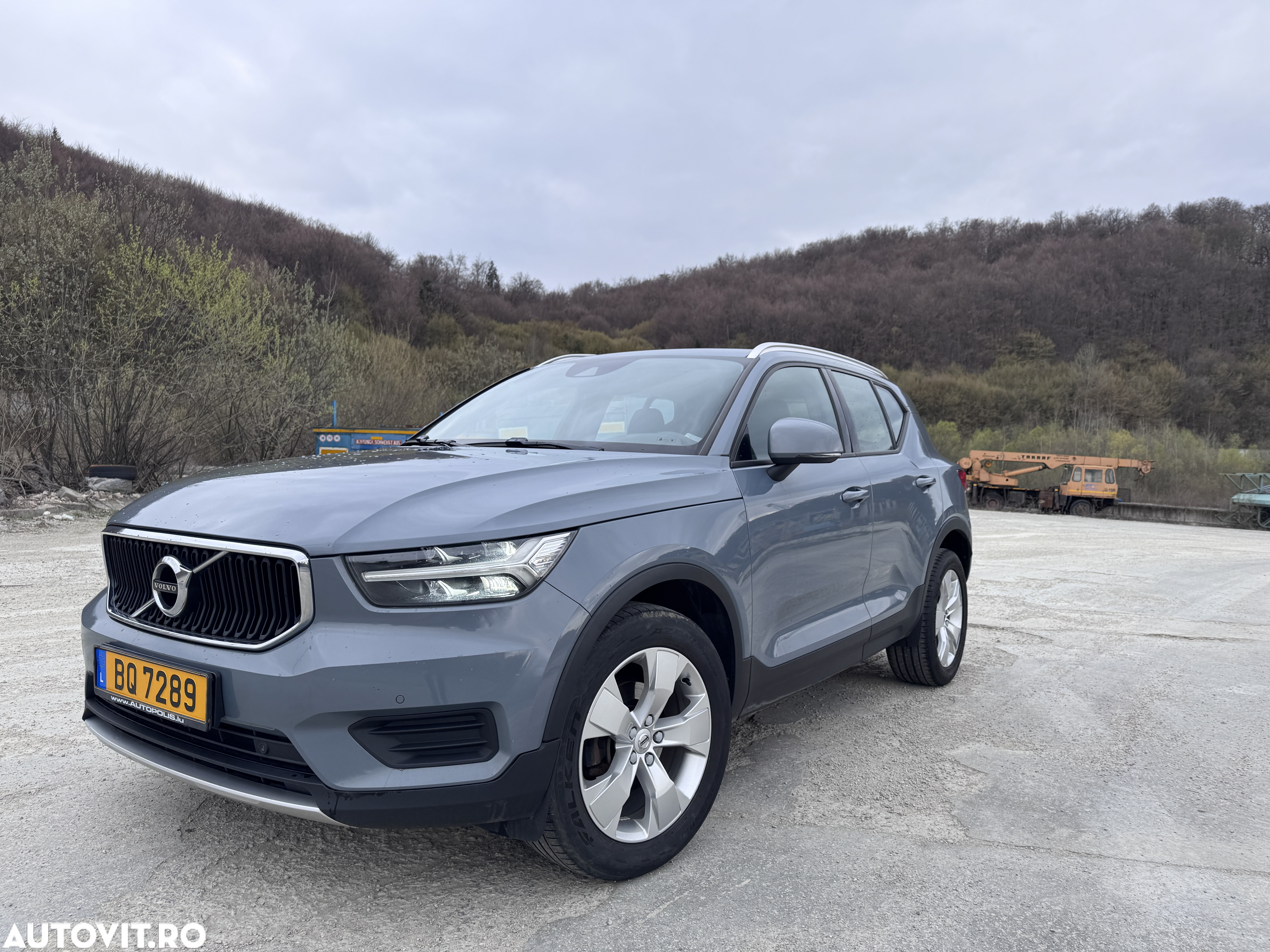 Volvo XC 40 T3 Geartronic Momentum - 2