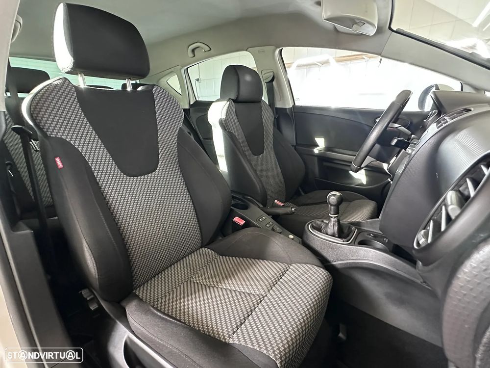 SEAT Leon 1.6 TDI E-Eco.Reference Start/Stop - 15
