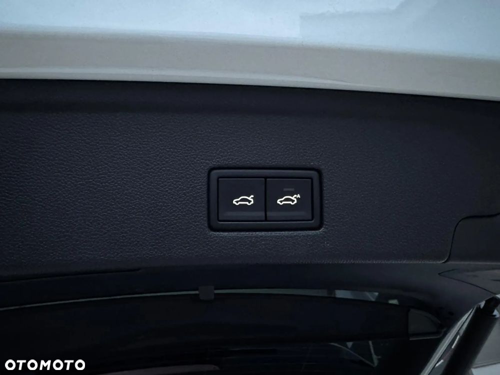 Volkswagen Touareg 3.0 V6 TDI 4Motion R-Line - 24