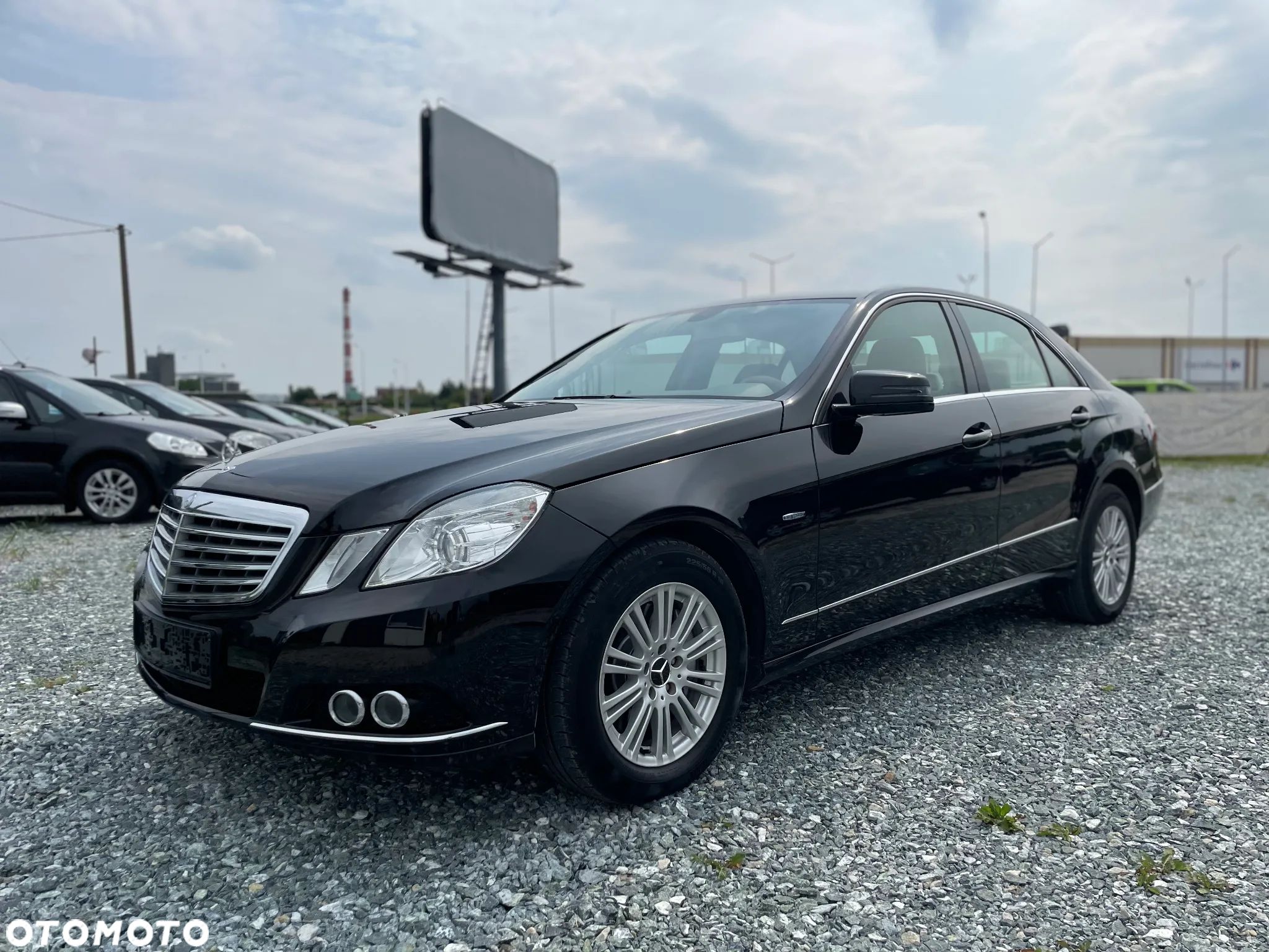 Mercedes-Benz Klasa E 350 CGI BlueEffICIENCY Avantgarde - 1