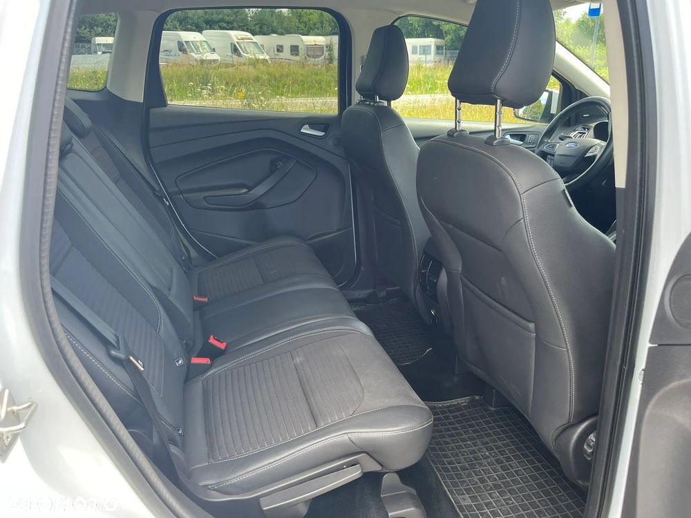 Ford Kuga 2.0 TDCi 4WD Titanium - 13