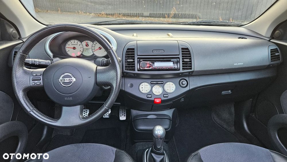 Nissan Micra 1.6 Active Luxury - 12