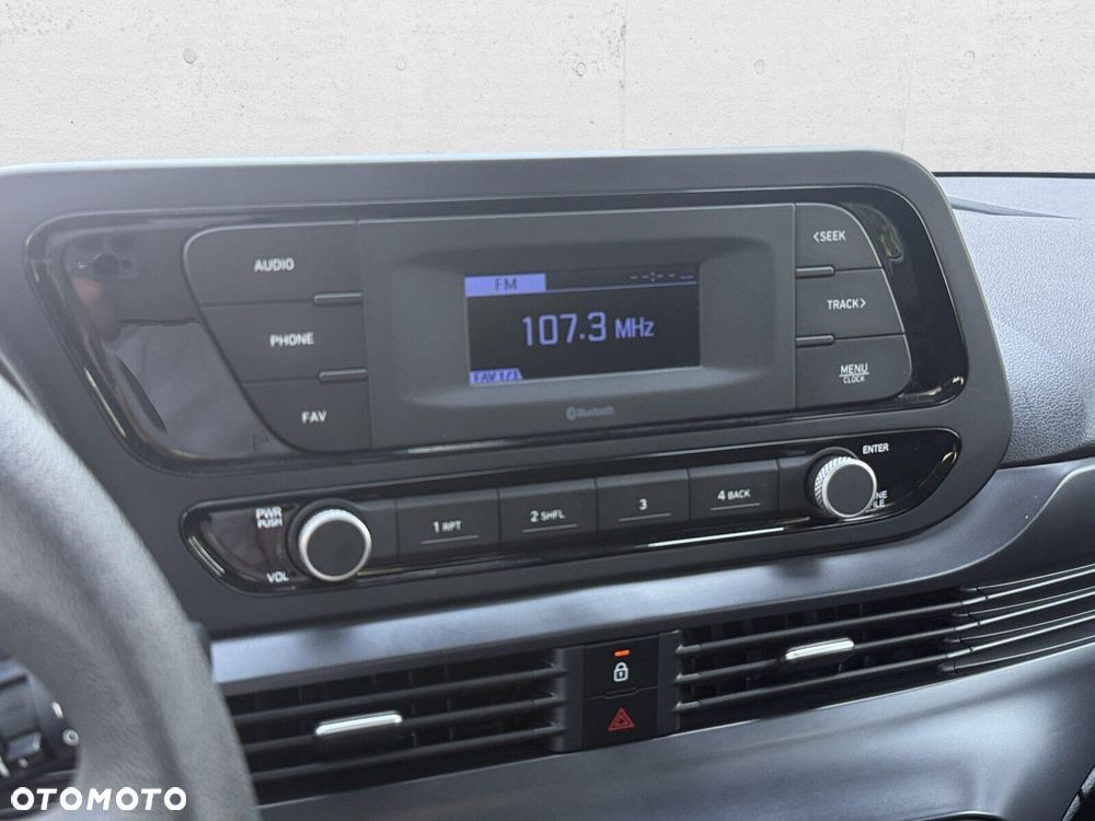 Hyundai i20 - 20