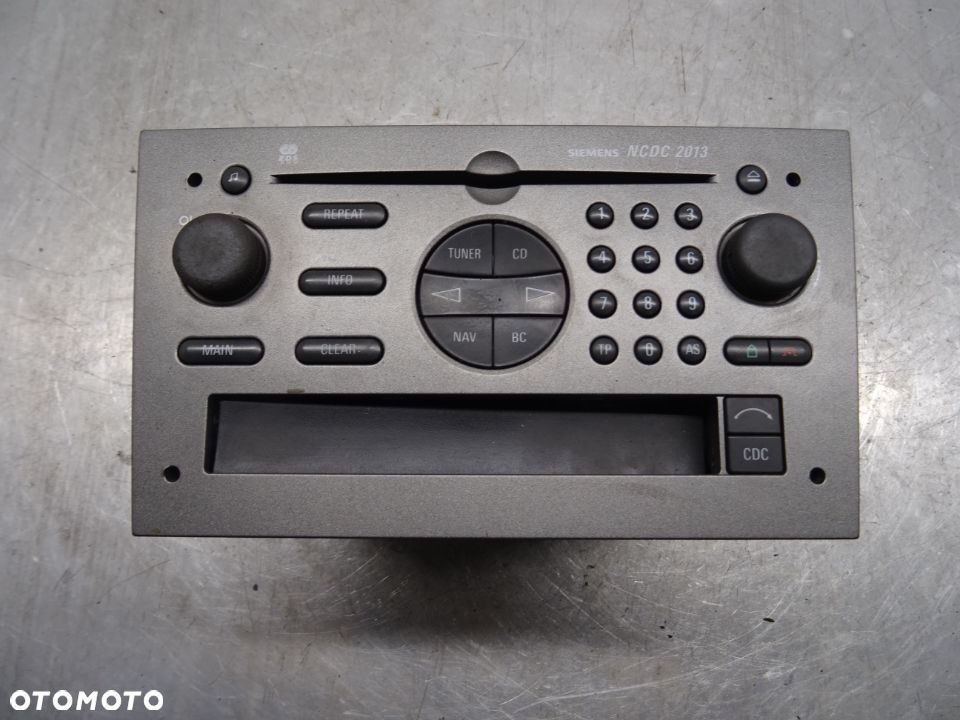 OPEL VECTRA C SEDAN 02-05 2.0DTI RADIO NAWIGACJA 313203739 / 13138250