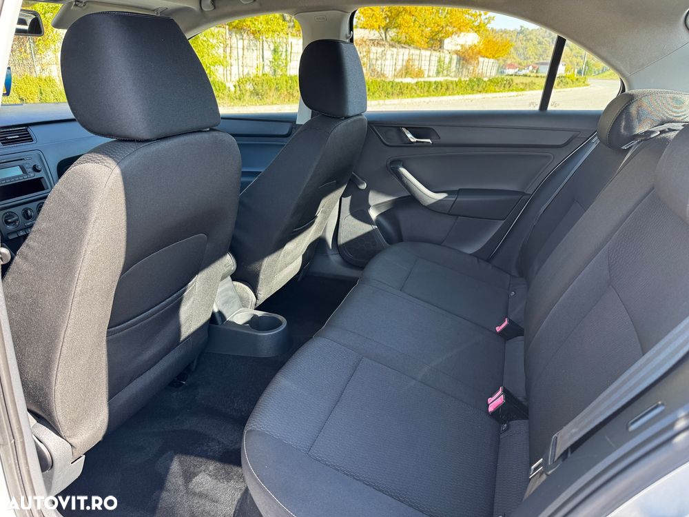 Skoda RAPID 1.2 TSI Ambition - 3