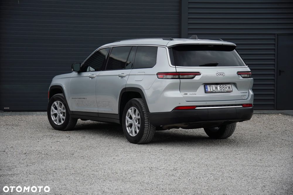 Jeep Grand Cherokee - 17