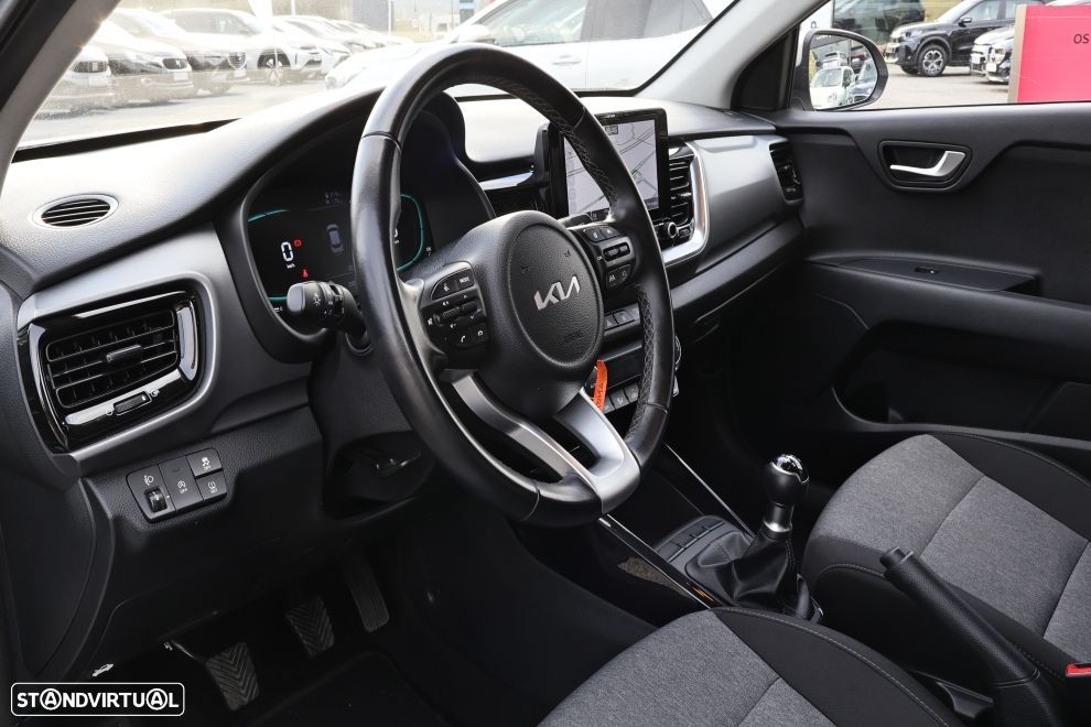 Kia Stonic 1.2 MPi Dynamic - 13