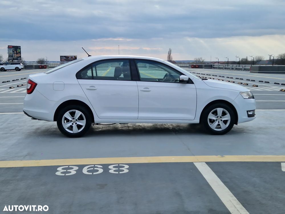 Skoda RAPID 1.0 TSI Active - 2