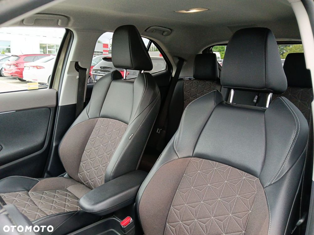Toyota Yaris Cross Hybrid 1.5 Executive - 11