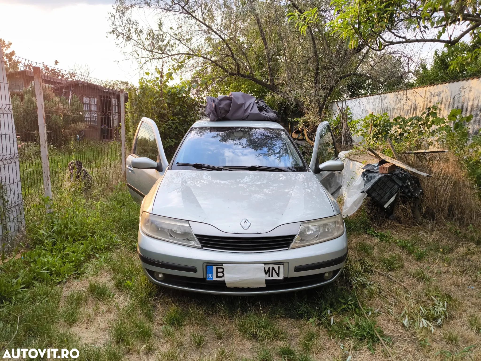 Renault Laguna - 1
