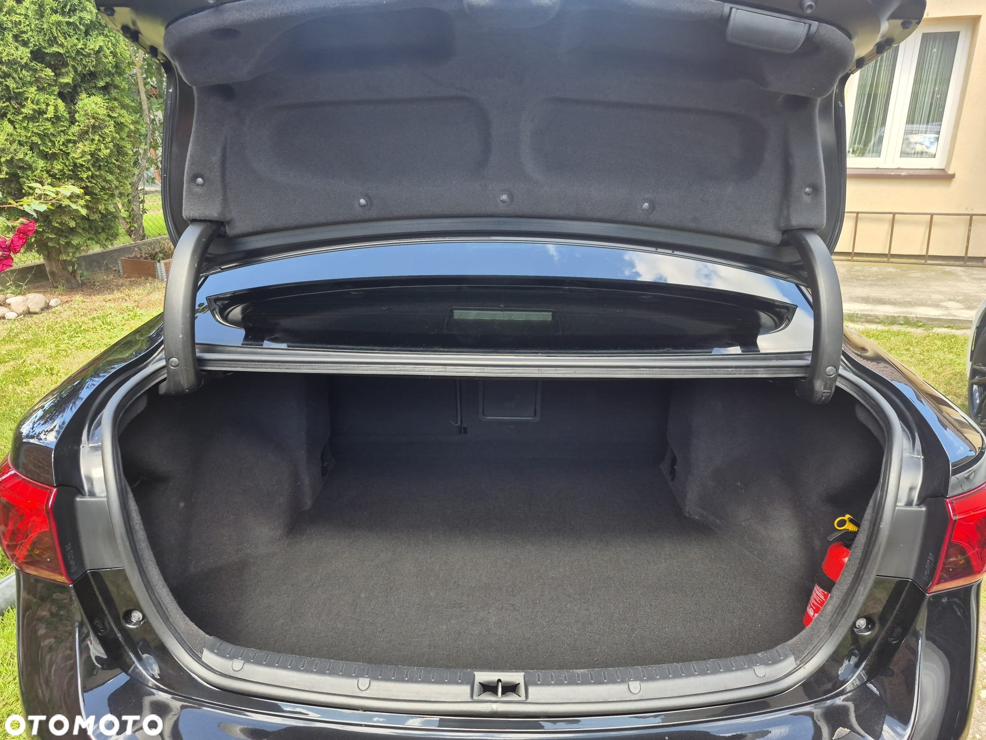 Toyota Avensis 2.0 D-4D Premium - 15