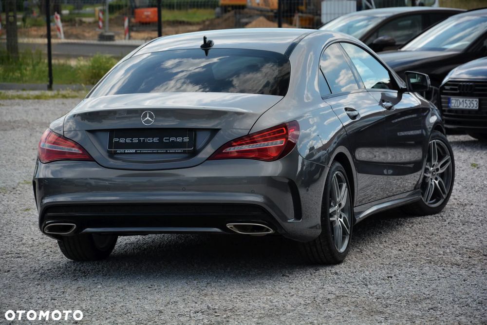 Mercedes-Benz CLA 180 7G-DCT AMG Line - 13