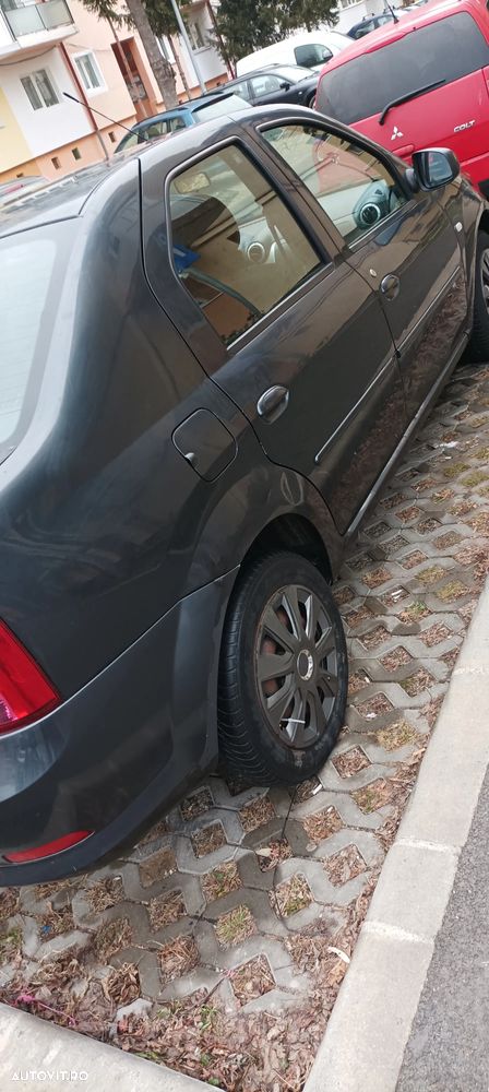Dacia Logan - 8