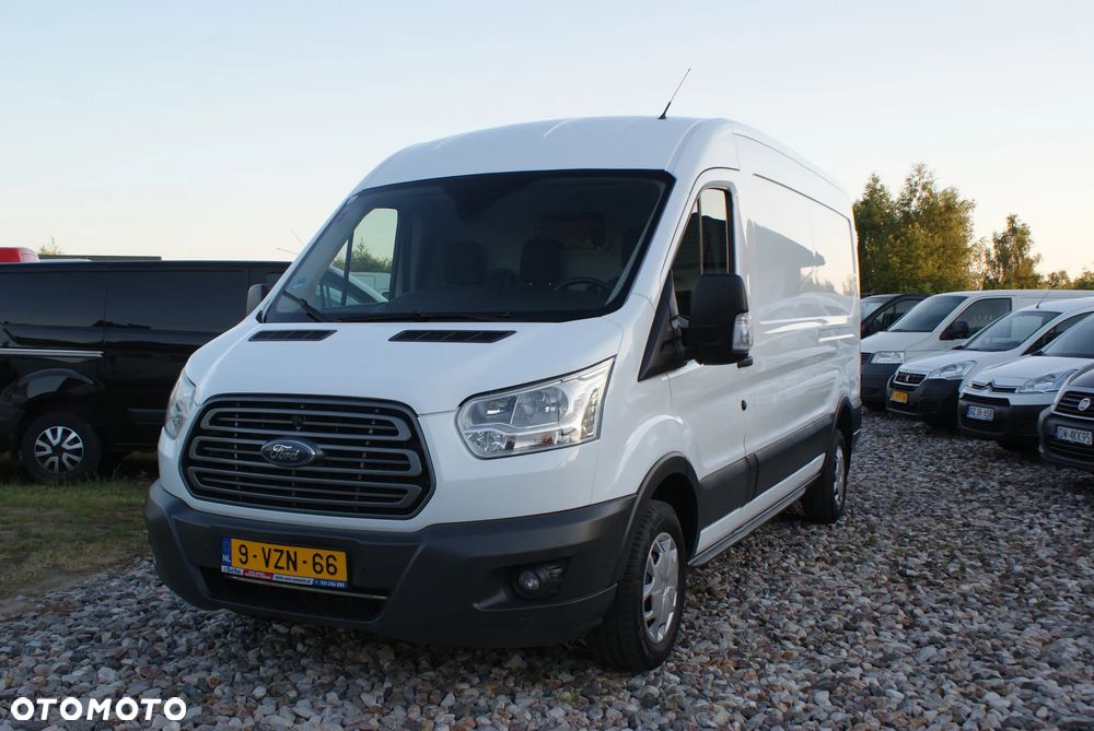 Ford Transit - 33